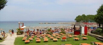 Apartments Zoumperi