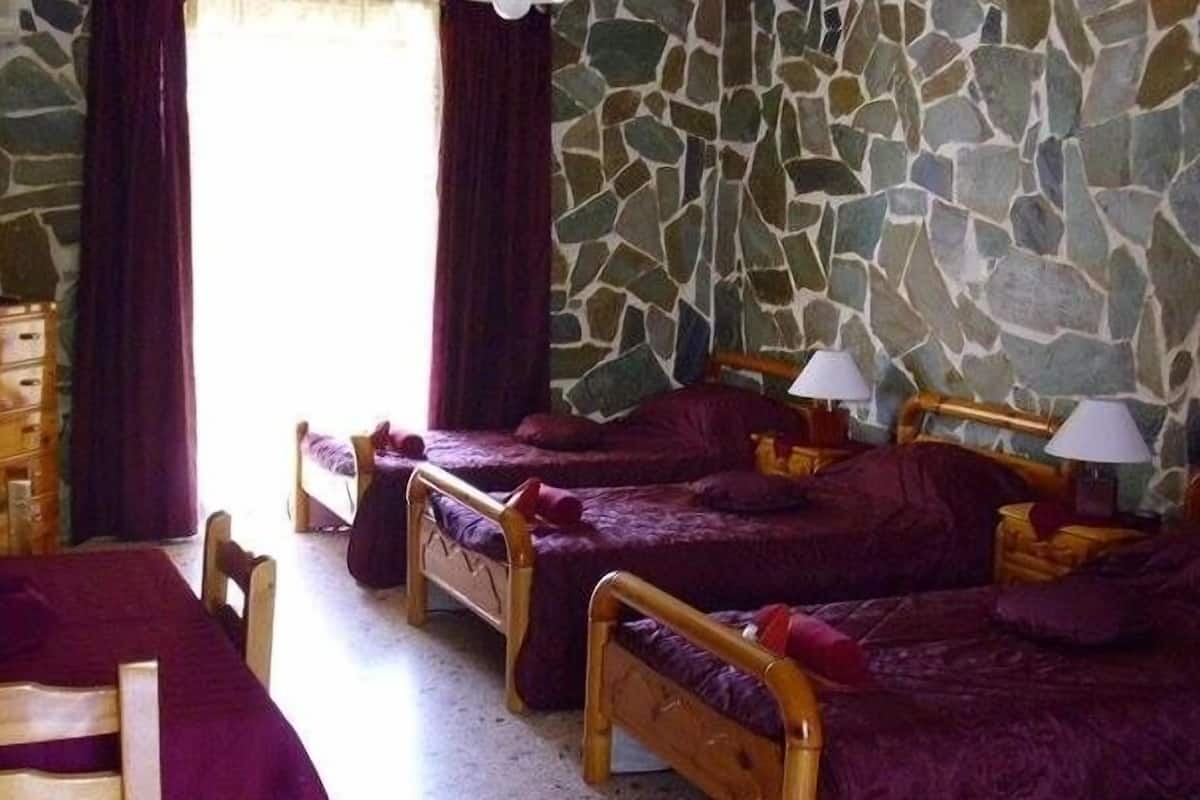 In-room safe, iron/ironing board, free WiFi, bed sheets