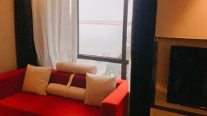 Chambre Deluxe avec lits jumeaux, vue fleuve | Bureau, Wi-Fi gratuit