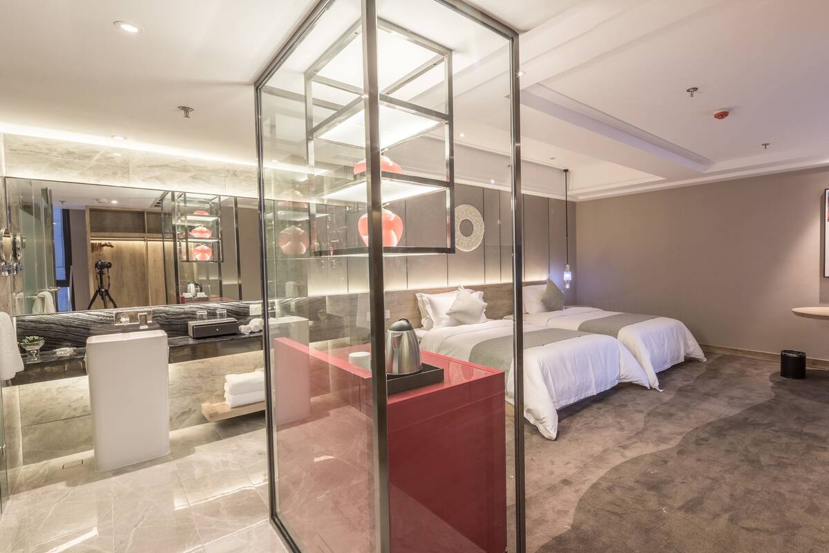 Chambre Deluxe avec lits jumeaux, vue sur le fleuve | Bureau, accès au Wi-Fi (inclus)