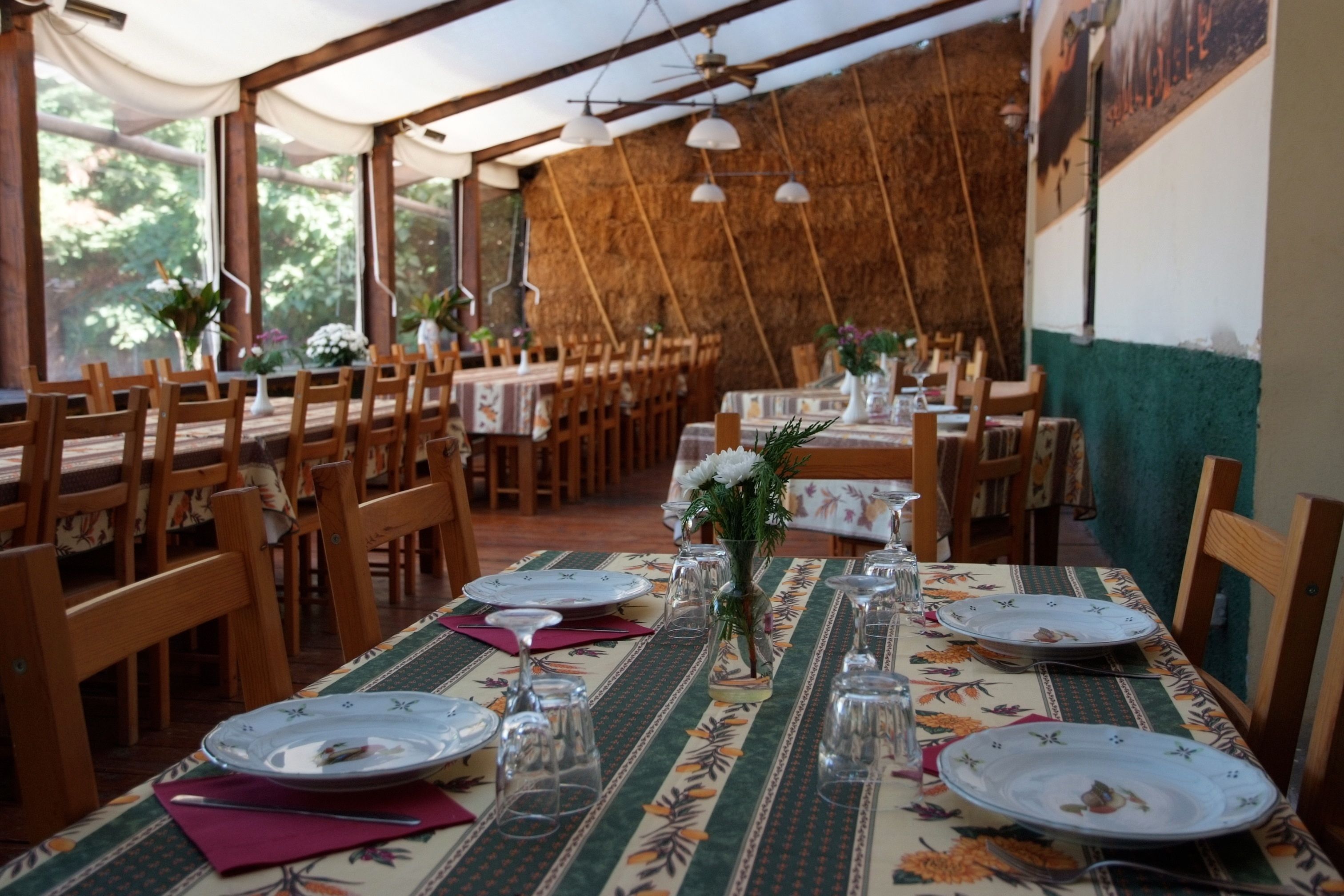 Se sirven almuerzos y cenas, cocina regional