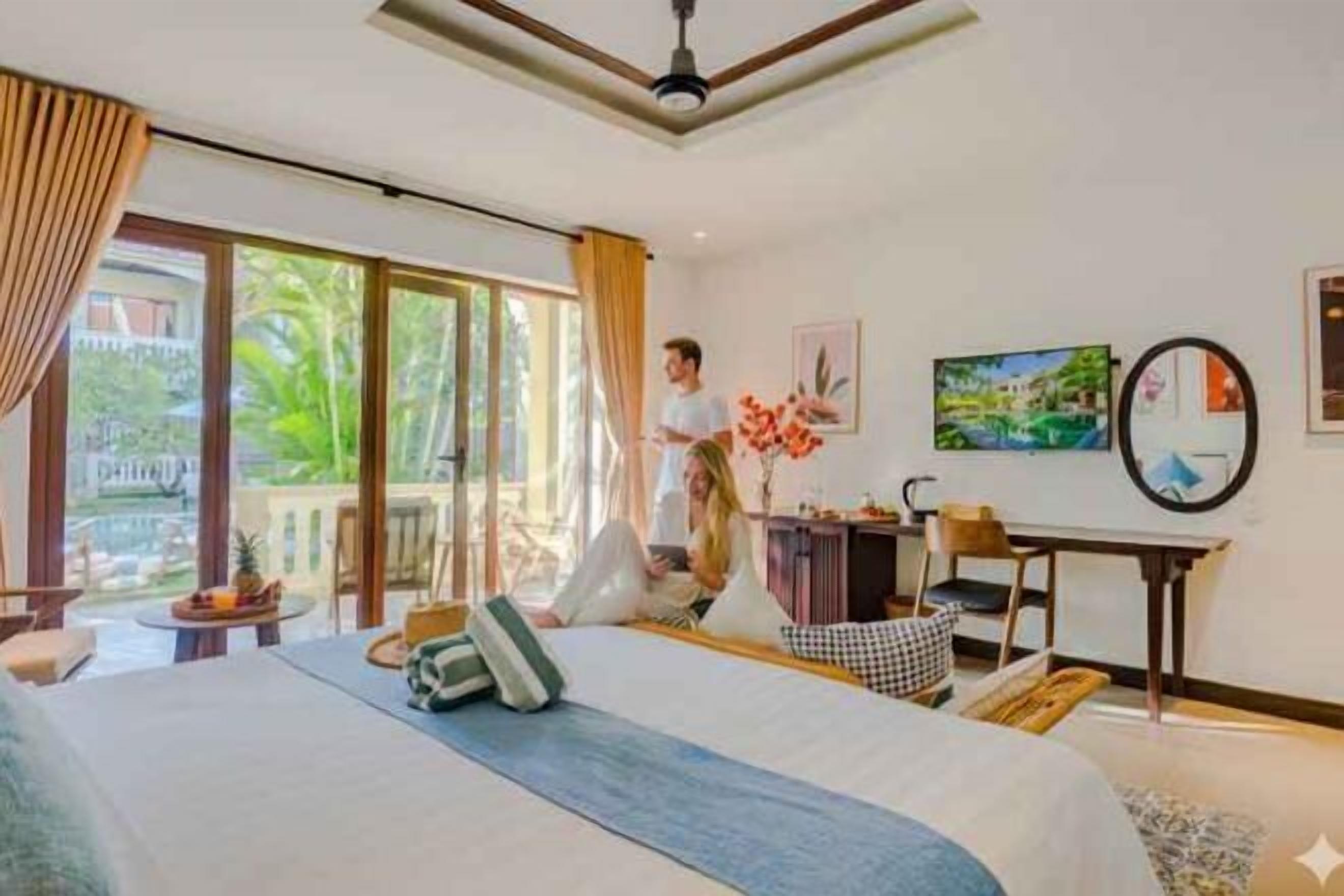 In-room safe, desk, laptop workspace, blackout curtains