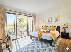 Chambre Double Supérieure, vue jardin | Coffres-forts dans les chambres, bureau