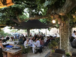 Terrace/patio - Hotel La Calanque (Mandelieu-La-Napoule)