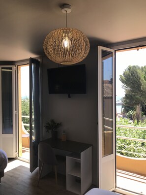 Classic Triple Room, Balcony, Sea View | View from room - Hotel La Calanque (Mandelieu-La-Napoule)