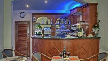 Bar (en la propiedad)