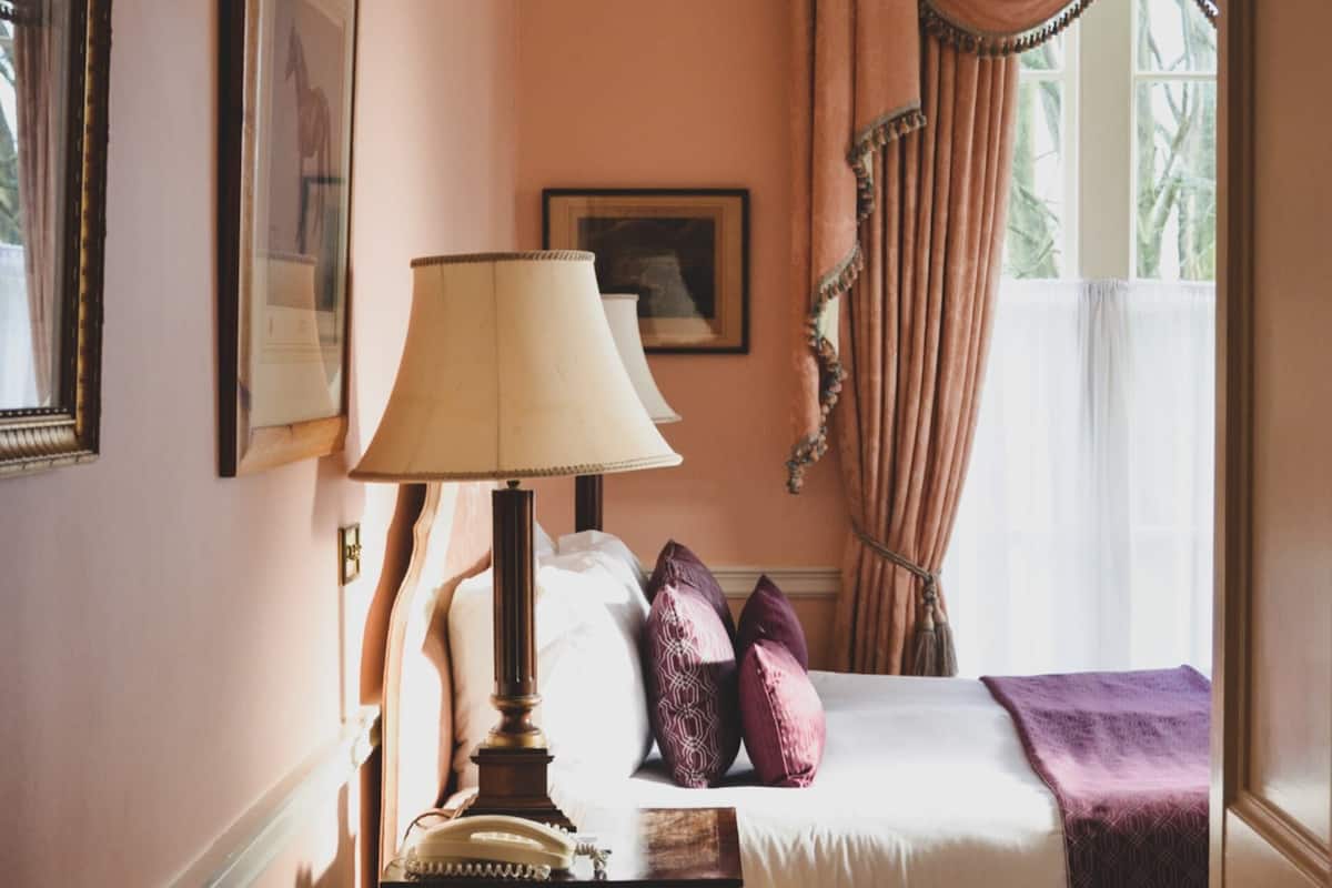 superior double or twin room, 1 king bed, garden view | egyptian cotton sheets, premium bedding, desk, soundproofing