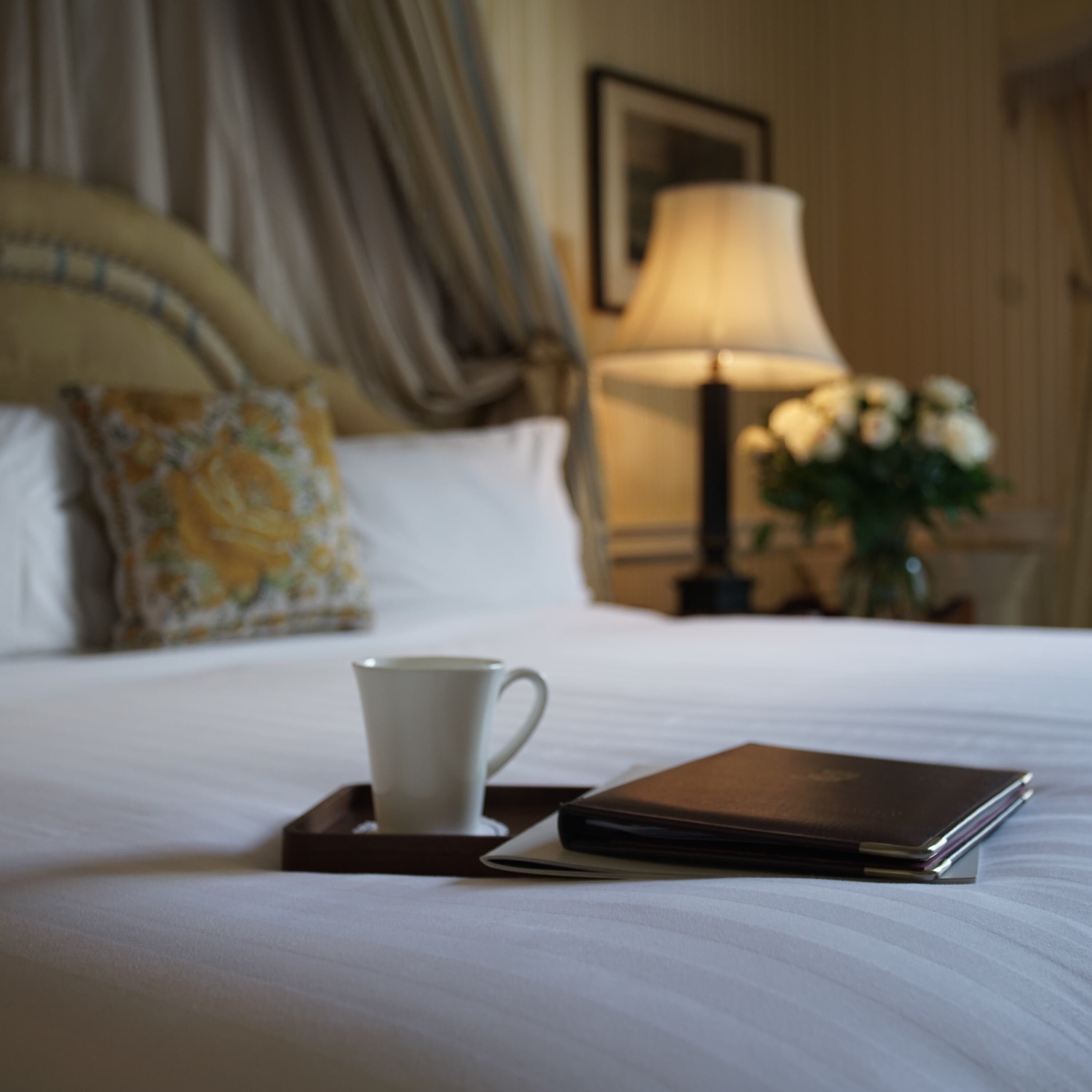 egyptian cotton sheets, premium bedding, desk, soundproofing