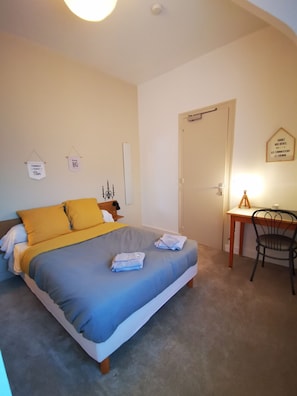 Classic Double Room, 4 Bedrooms | Individually decorated, individually furnished, free cots/infant beds