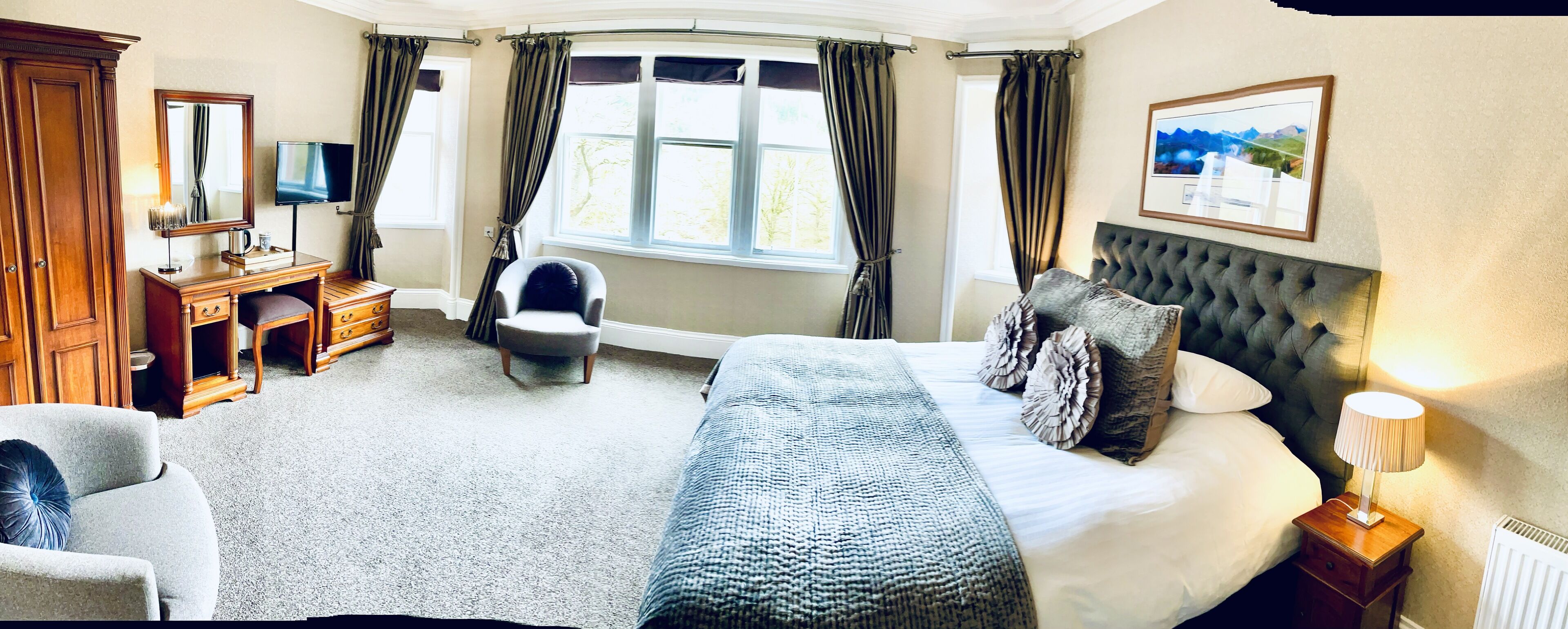 Superking Double Room | Iron/ironing board, bed sheets