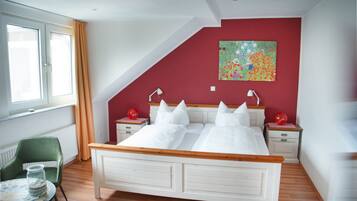 Standaard tweepersoonskamer, privébadkamer | 2 slaapkamers, luxe beddengoed, beddengoed