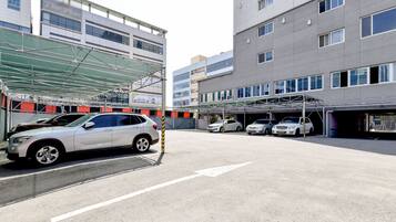 Free self parking