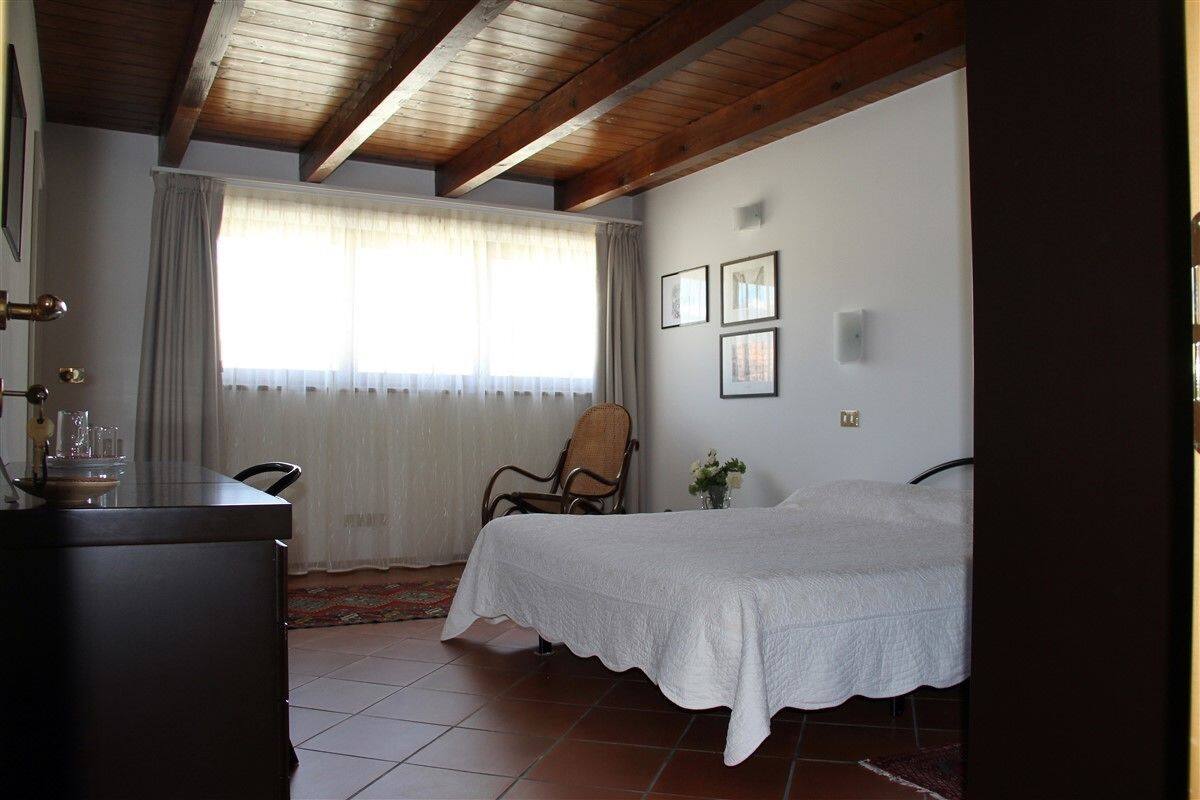 Comfort Double Room, Garden View (Ciliegio) | Premium bedding, desk, soundproofing, WiFi (free)