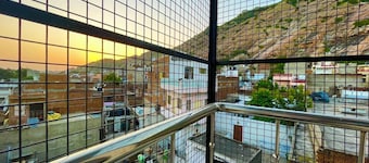 Nahargarh Palace