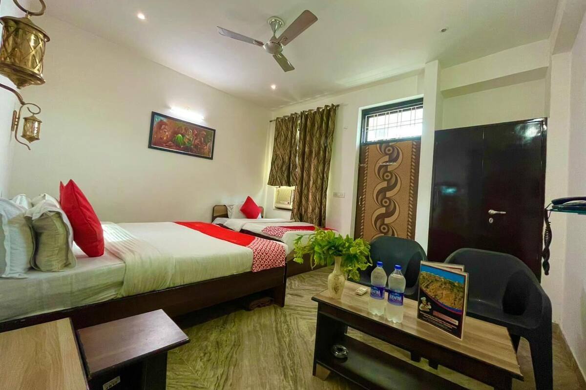1 habitación, ropa de cama de alta calidad y escritorio