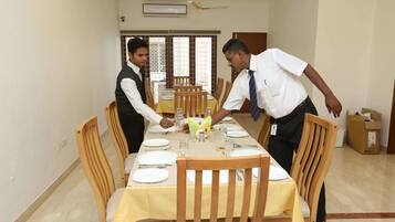 Petit déjeuner continental compris tous les jours