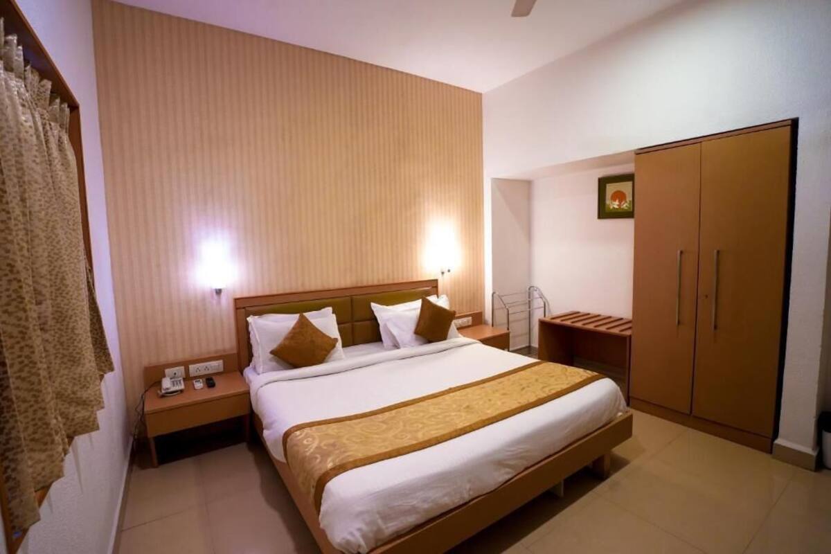 Kamar Superior | 1 kamar tidur, brankas, meja kerja, dan setrika/meja setrika
