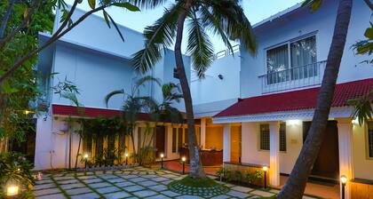 Avenue 11 Boutique Residences