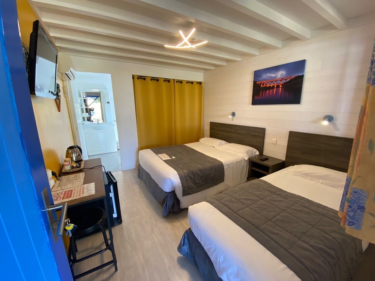 Dreibettzimmer, eigenes Bad