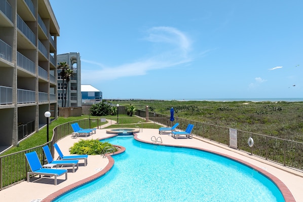 Condo, 3 chambres | Piscine | Piscine chauffée