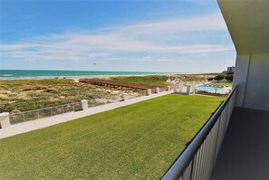 Condo, 3 quartos | Vista da sacada