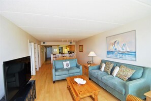 Condo, 2 Bedrooms | Interior