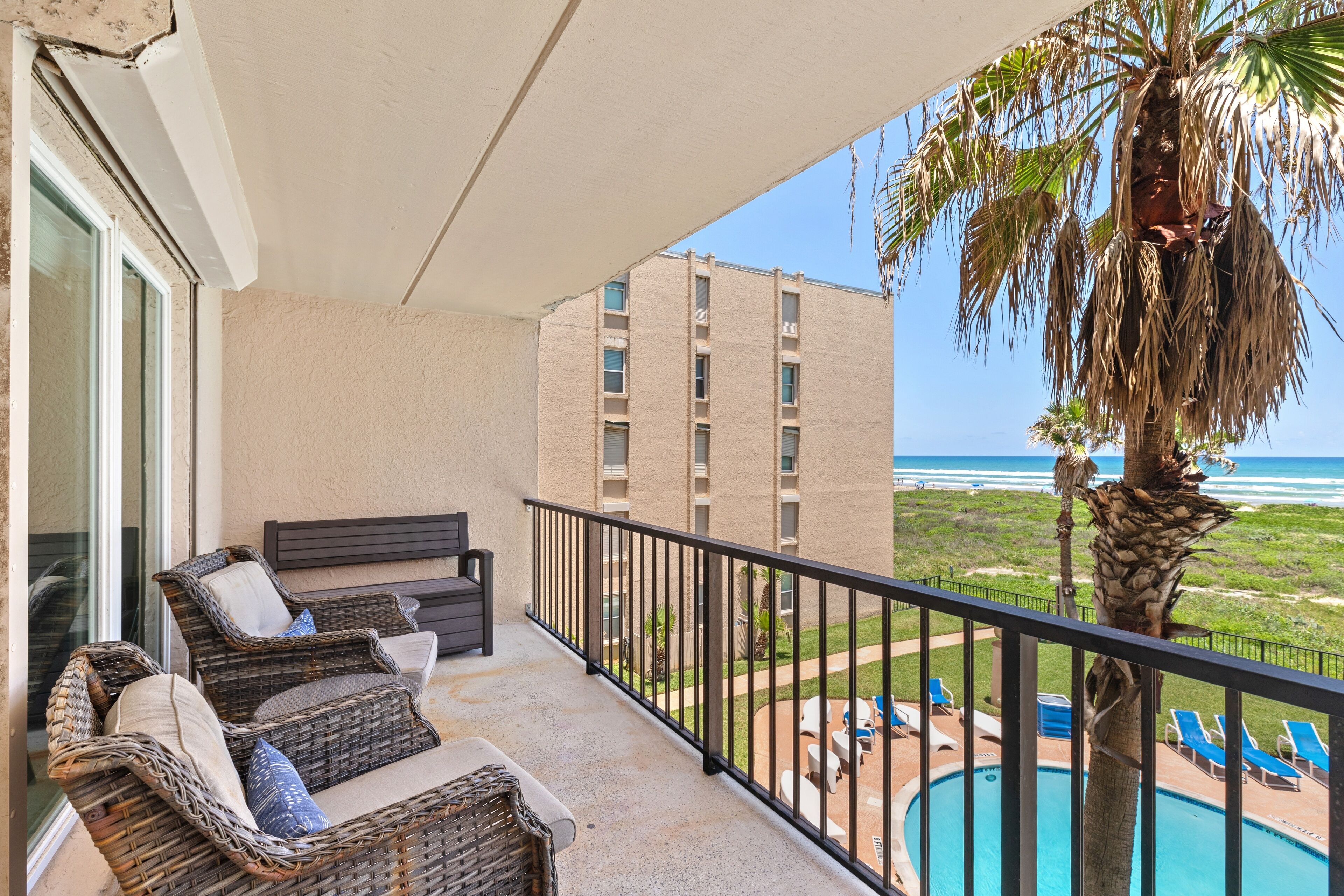 Apartamento, 2 habitaciones | Balcón