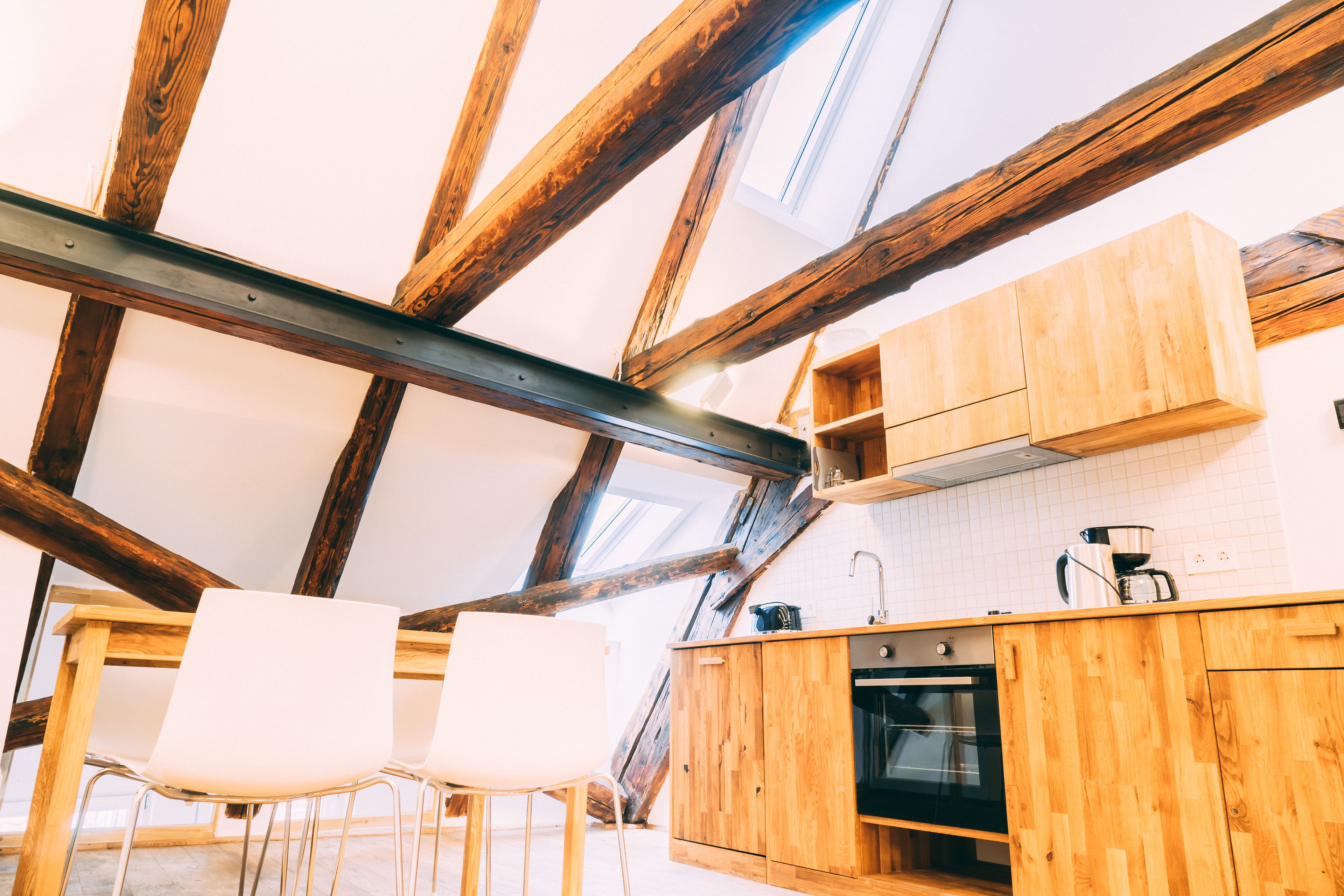 Loft | Soundproofing, iron/ironing board, cots/infant beds, free WiFi