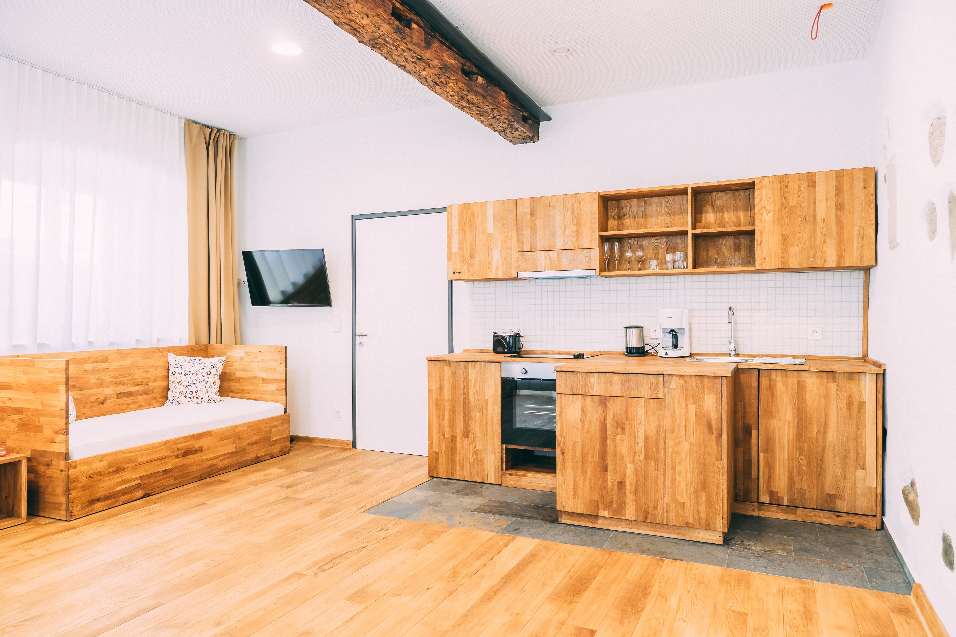 Suite, 1 Schlafzimmer, Erdgeschoss | Eigene Küche | Kühlschrank, Ofen, Herdplatte, Geschirrspüler