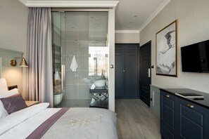 Standard Double Room | Minibar, in-room safe, soundproofing, iron/ironing board - Krupówki 17 Resort & Spa (Zakopane)