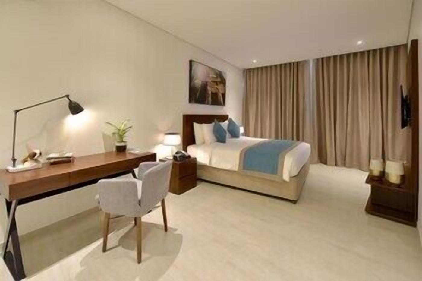 In-room safe, individually decorated, individually furnished, desk