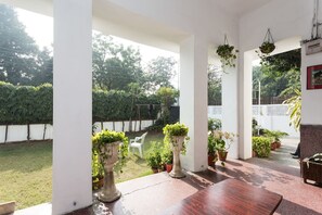 Garden - Eleven (New Delhi)