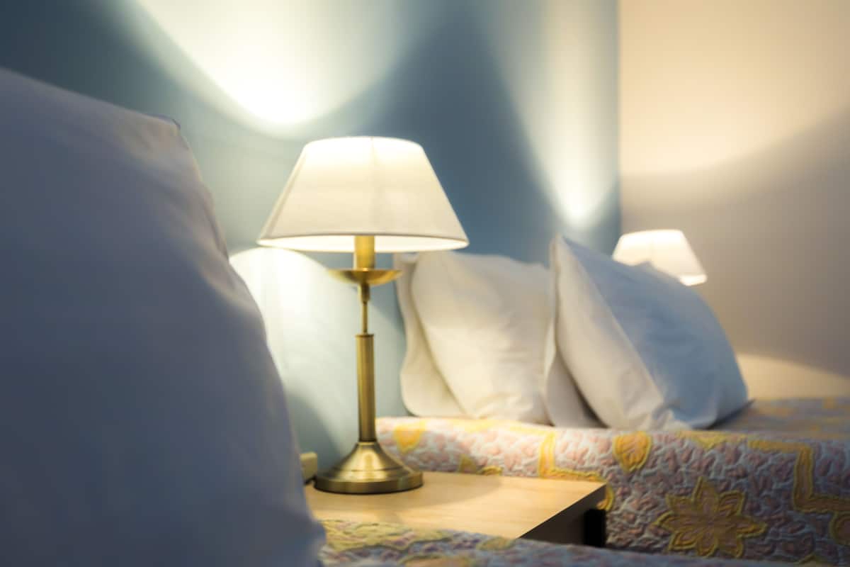 Premium bedding, in-room safe, cribs/infant beds, free WiFi