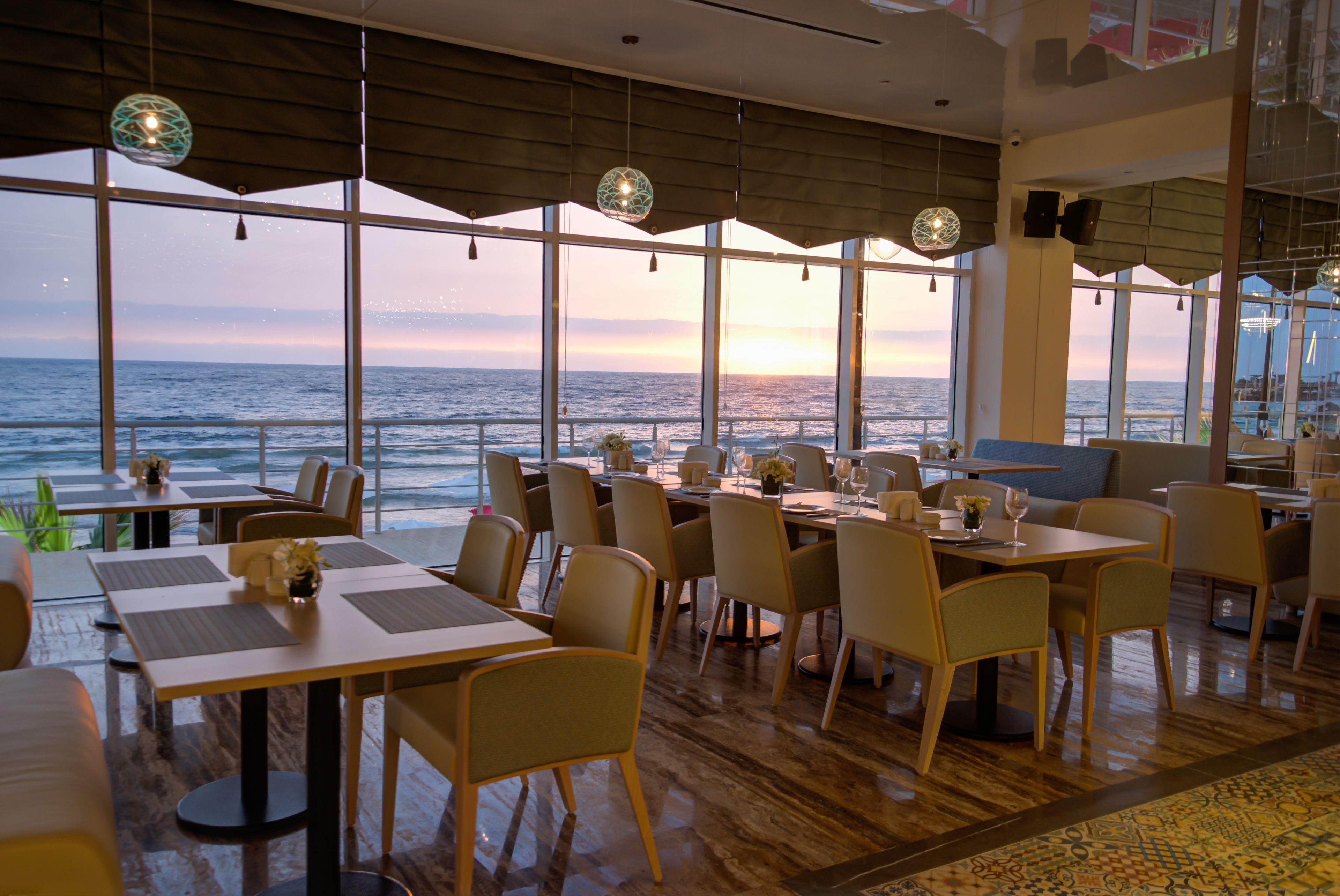 daily buffet breakfast (usd 38 per person)