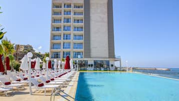 Indoor pool, seasonal outdoor pool