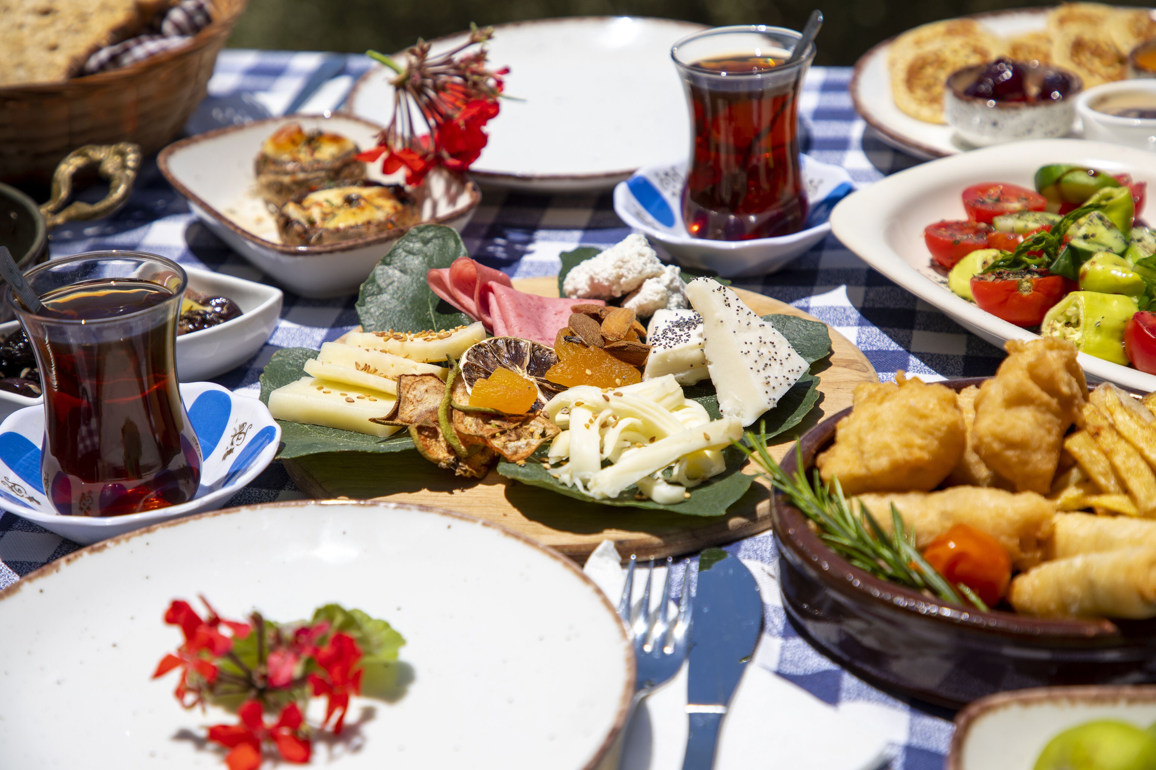 free daily local cuisine breakfast