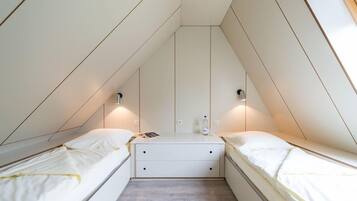 小木屋 | 免費嬰兒床、床單