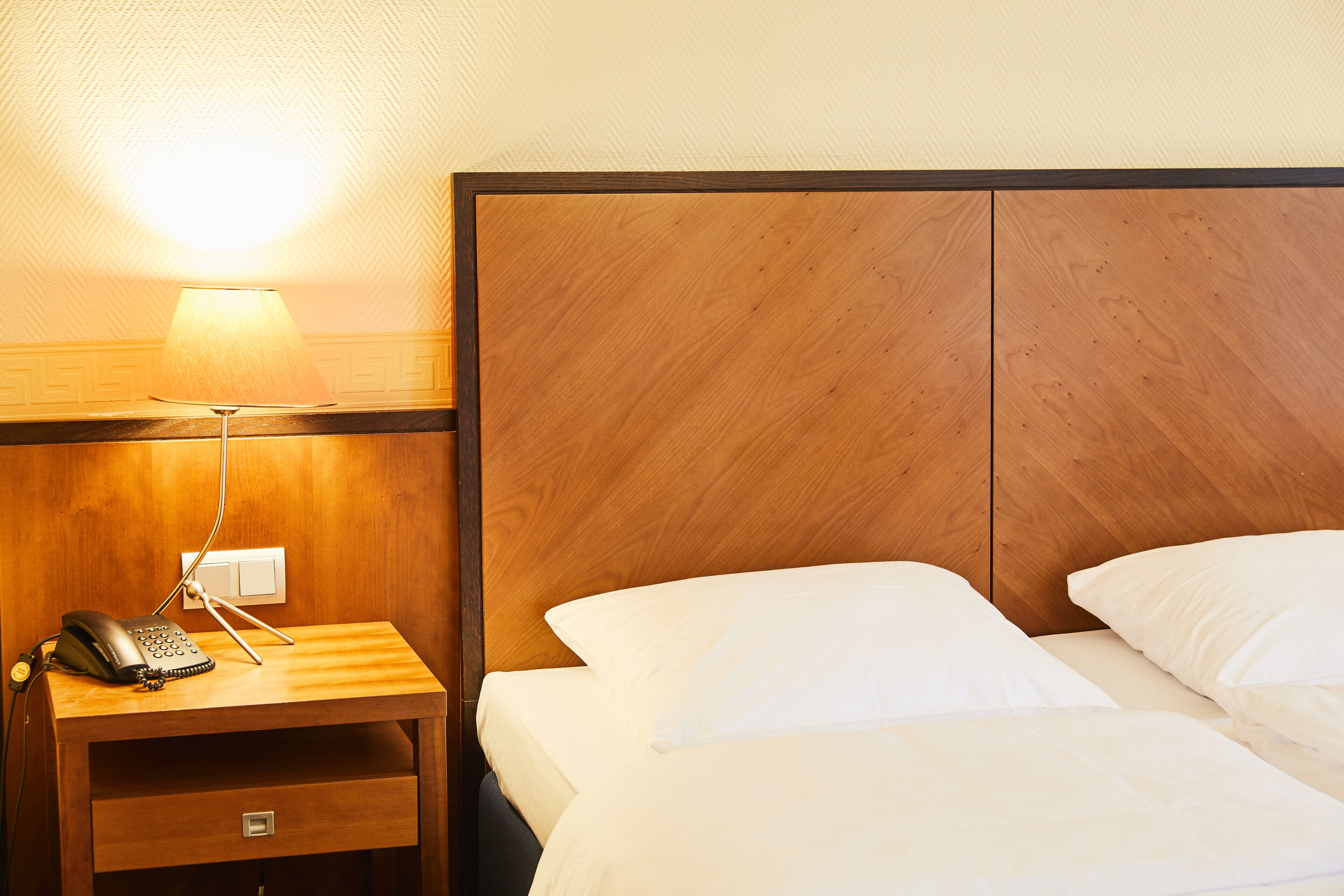 hypo-allergenic bedding, in-room safe, desk, laptop workspace