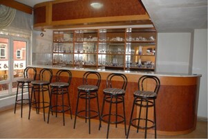 Bar (en la propiedad)