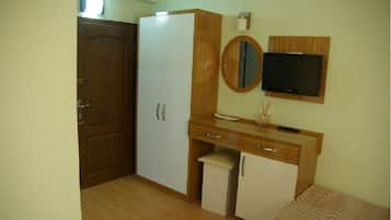 Standard-Doppelzimmer | Schreibtisch, kostenloses WLAN