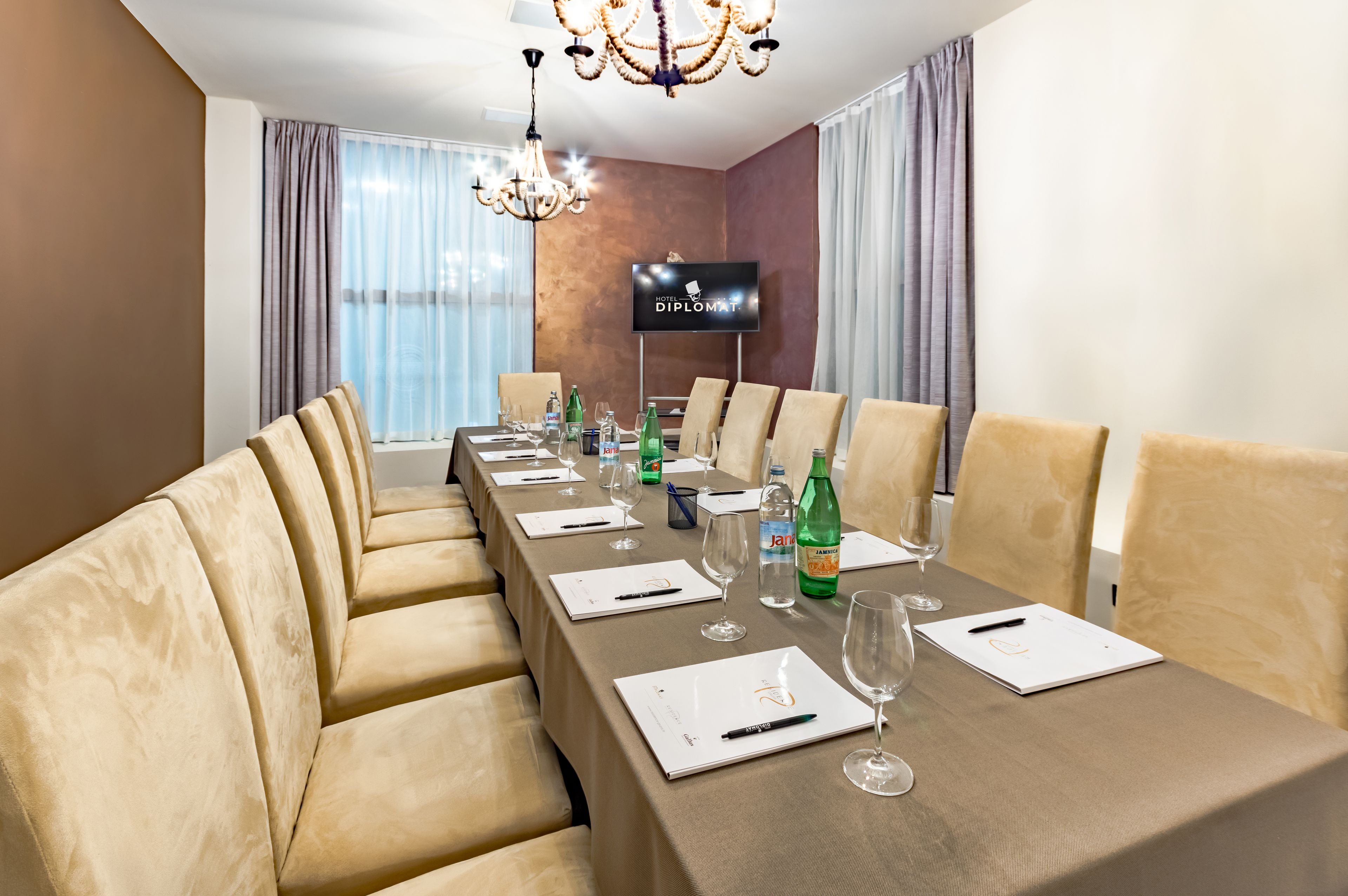 Photo - Hotel Diplomat