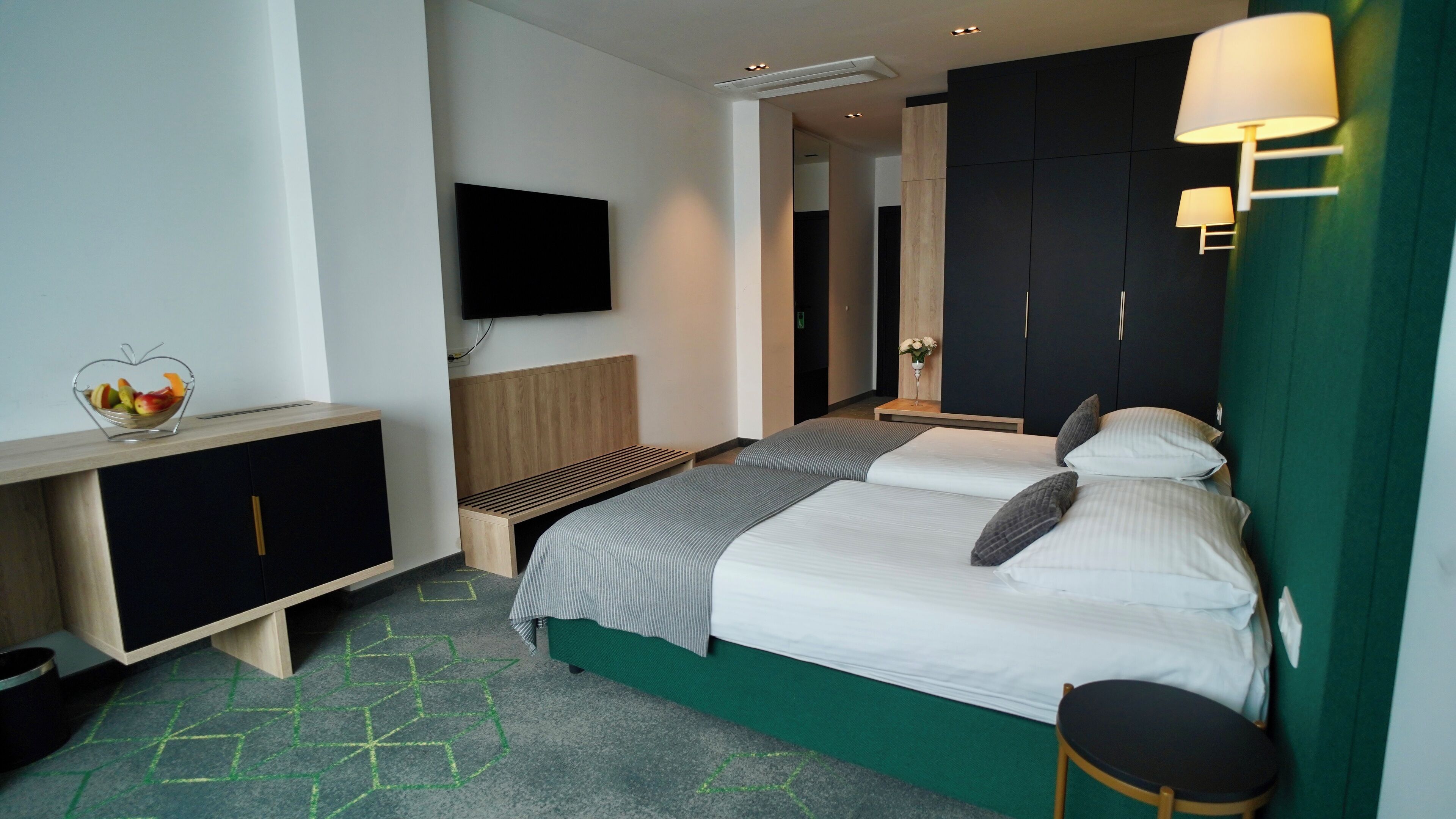 Photo - Hotel Diplomat