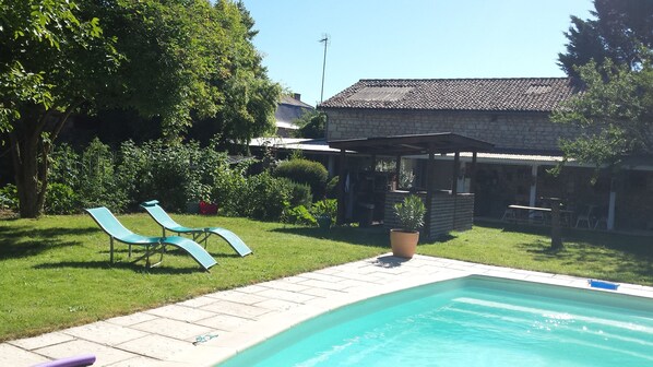 Seasonal outdoor pool