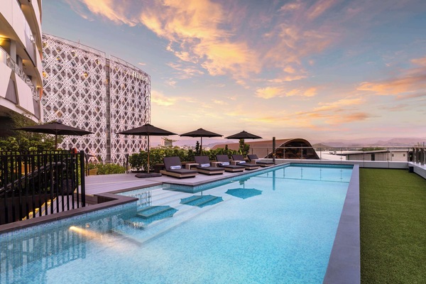 Outdoor pool, sun loungers