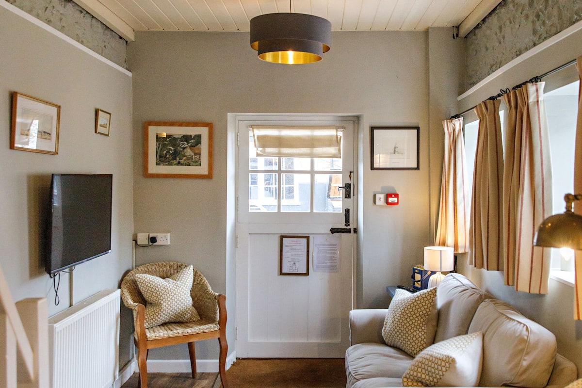 Deluxe Cottage, Private Bathroom, Courtyard View (Dovecote) | 1 bilik tidur