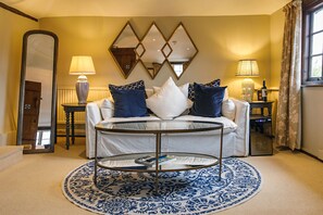 Familiekamer, 1 twee- of 2 eenpersoonsbedden, en-suite badkamer (Barley Bin)