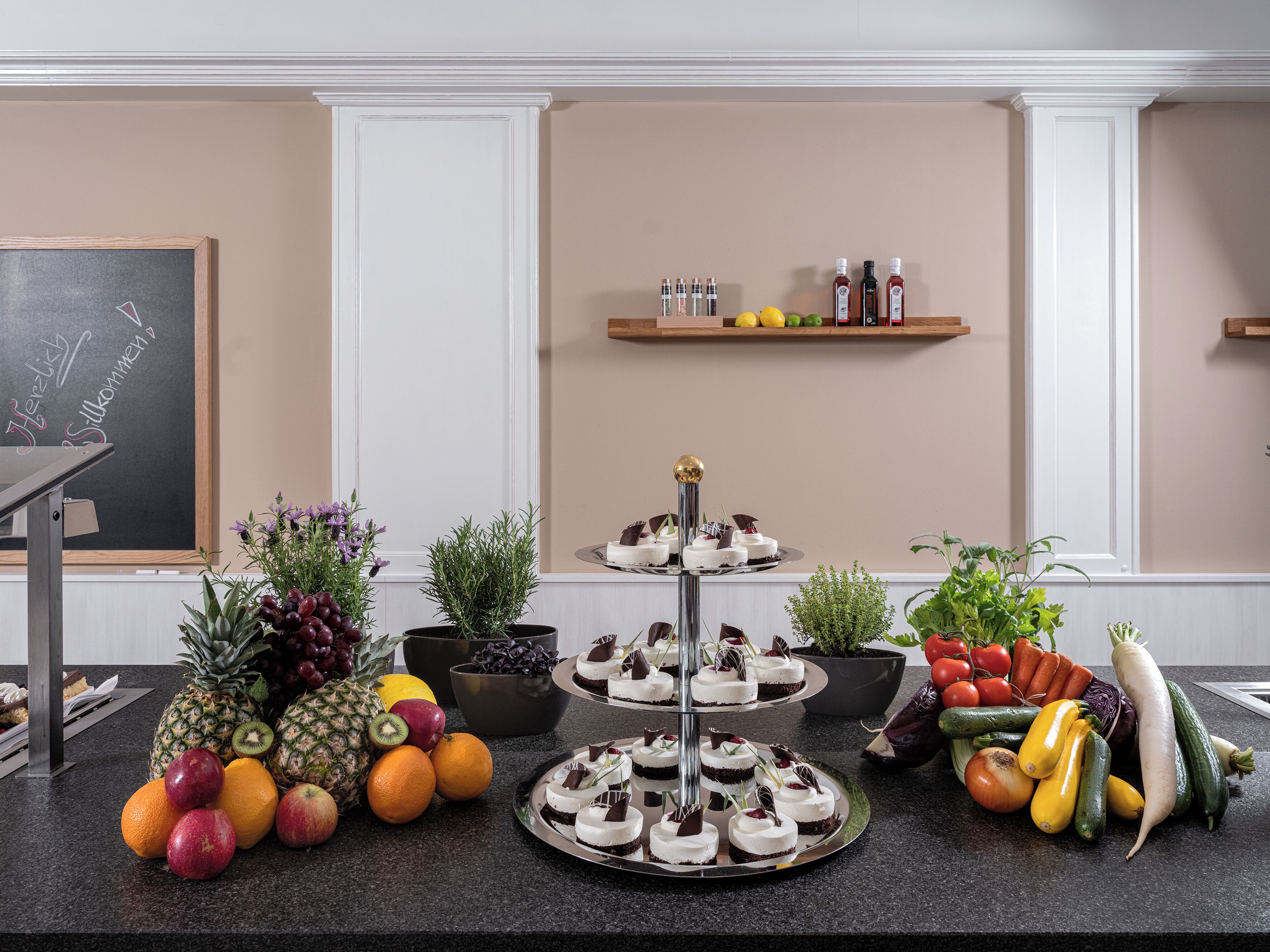 Se sirven desayunos, cenas y cocina local e internacional 