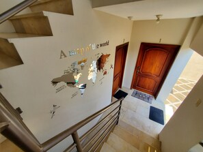 Interior detail - NCG Suite 5 (Guayaquil)