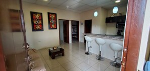 Appartement, 2 chambres | Coin séjour