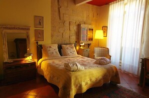 Chambre Double Confort | Minibar, coffres-forts dans les chambres, décoration personnalisée